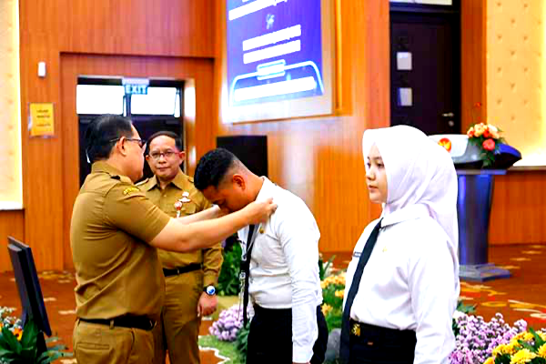 Sekdaprov Jatim Ingatkan Tiga Fungsi ASN saat Buka Latsar CPNS