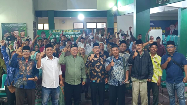 Reses di Surabaya, Ketua DPRD Jatim Soroti Ketimpangan Akses SMA/SMK Negeri