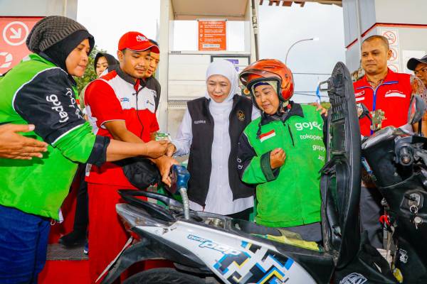 Harkonas 2026, Khofifah Tegaskan Konsumen Berdaya Jadi Pilar Ekonomi Menuju Indonesia Emas