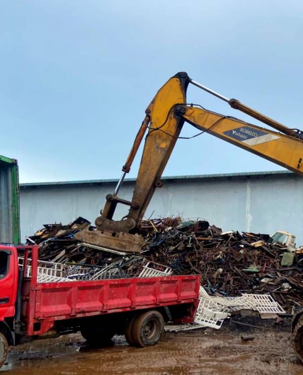 Teknologi Pirolisis Jadi Solusi Baru Pengolahan Sampah Nasional