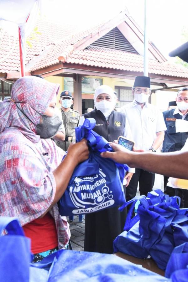 Gubernur Khofifah Sentil Jiwa Nasionalisme Produsen dan Distributor Minyak Goreng