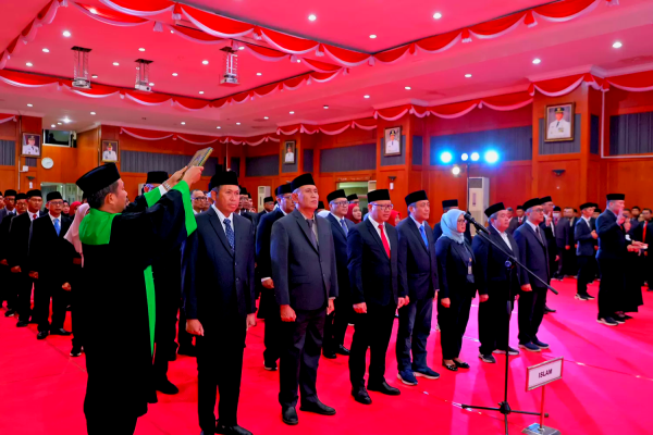 Pemkot Surabaya Putar Tujuh Kepala Dinas di Awal 2026, Target Kerja Jadi Tolok Ukur