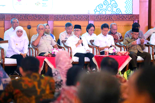 Jatim Terdepan Jalankan MBG, Zulhas Tegaskan Dukungan Pemda Wajib Total