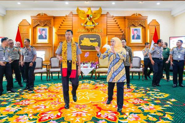 Khofifah Bongkar Strategi Jatim Jadi Lumbung Pangan Nasional di Hadapan Perwira Tinggi Polri