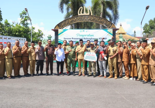 14 Truk Koperasi Merah Putih Disalurkan di Trenggalek, Perkuat Distribusi Ekonomi Desa