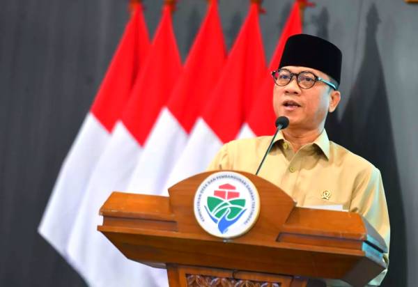 Yandri Susanto Genjot Pembangunan Desa Lewat 48 MoU, Targetkan Ekonomi Naik dari Akar Rumput