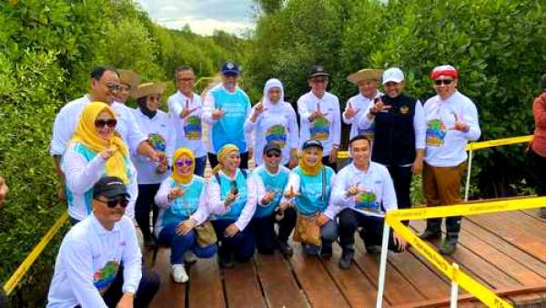Wabup Dirham Tegaskan Peran Mangrove Penjaga Pesisir Lamongan dari Abrasi hingga Iklim