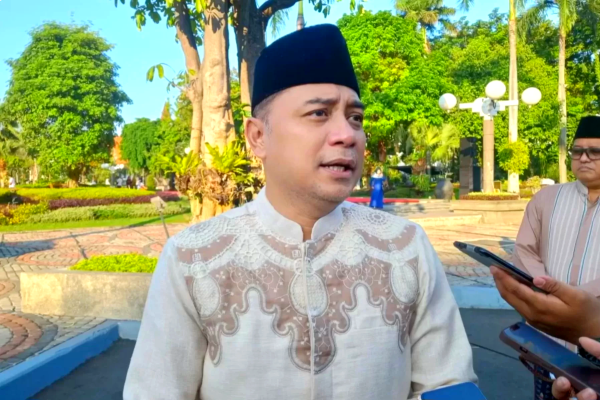 Eri Cahyadi Jamin 117 Pesantren di Surabaya Punya IMB