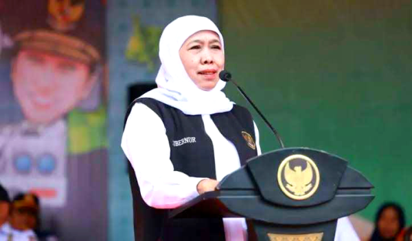Gubernur Khofifah Minta Warga Awasi Menu MBG Demi 2,7 Juta Siswa Jatim