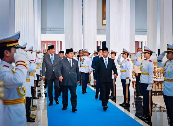 Prabowo Hadir Resmikan Kampus Unhan Disambut Semangat Kadet