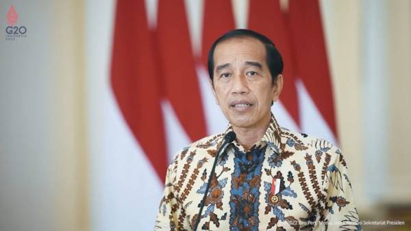 Jokowi Ungkapkan Tiga Tantangan Besar Dalam Transisi Energi yang Berkeadilan