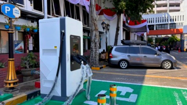 DPRD Jatim Hadirkan Charging EV, Sekaligus Tambah PAD