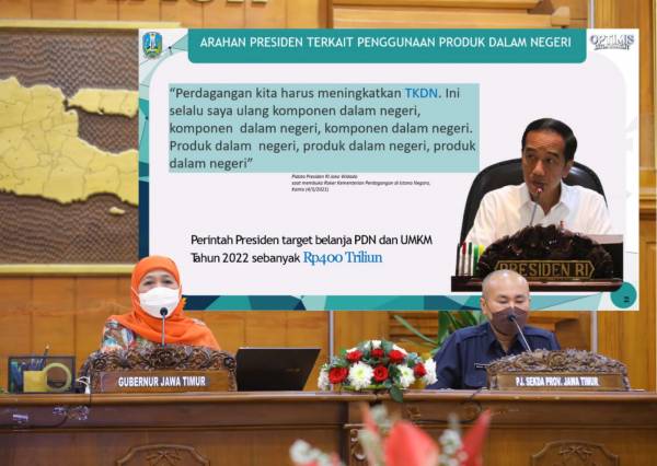 Dukung Gerakan Nasional Bangga Buatan Indonesia, Khofifah: 40 Persen Pengadaan Barang/Jasa dari APBD Se -  Jatim Wajib Gunakan Produk dalam Negeri dan K-UMKM