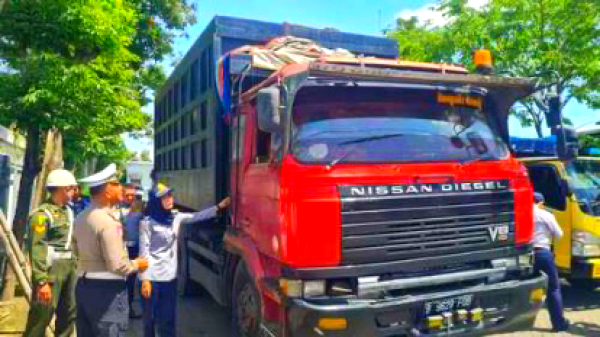 Dishub Jatim Perkuat Keselamatan Transportasi Lewat Operasi Kestib di Tulungagung