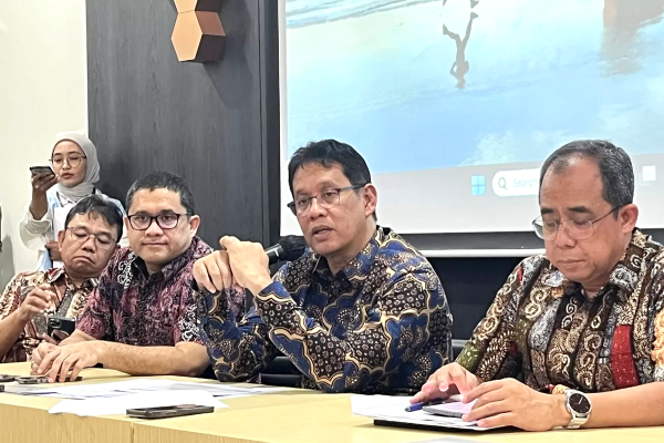 Emil Dardak Nilai Keputusan Menkeu Purbaya Bawa Harapan Industri Tembakau