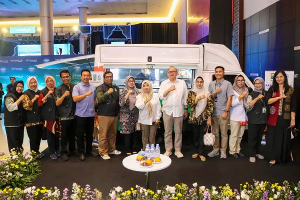 Bapenda Jatim Perkuat Layanan Digital PKB di JConnect 2026, Dorong QRIS dan Samsat Keliling