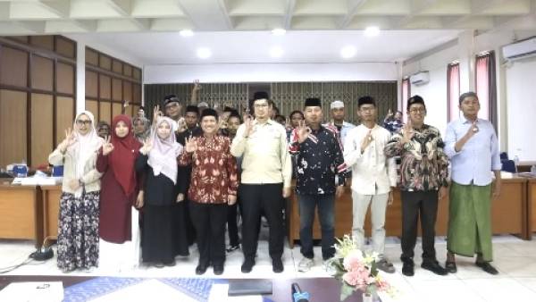 Diskop UKM Jatim dan OPOP Dorong Kopontren Adopsi Pemasaran Digital Berbasis AI