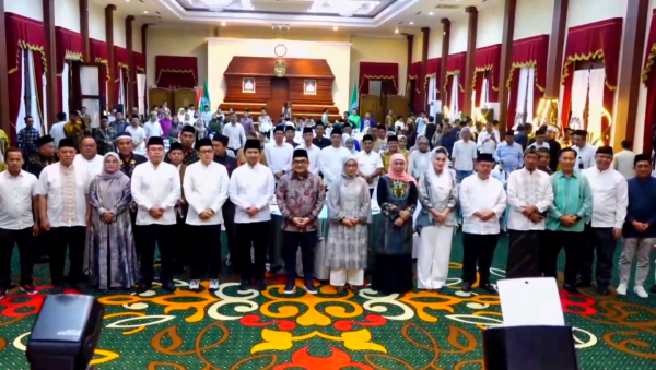 Safari Ramadan di Grahadi, Khofifah Perkuat Sinergi Pusat-Daerah untuk Akselerasi Pembangunan