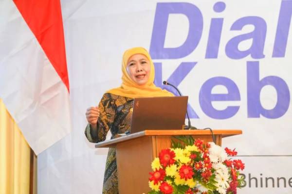 Khofifah Ajak Warga Jaga Persatuan dan Bijak Bermedia di Ruang Digital