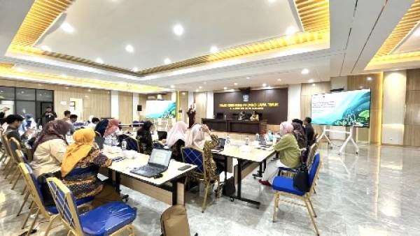 Tingkatkan Kewaspadaan Zoonosis, Pemprov Jatim dan Kemenko PMK Perkuat Kolaborasi Lintas Sektor