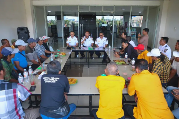 Pemkot Surabaya Dampingi Izin Trayek Angkot, 17 Unit Sudah Ditertibkan