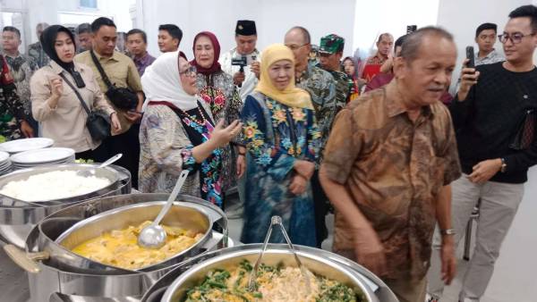 Khofifah Dorong Percepatan Pendirian SPPG untuk Makan Bergizi Gratis