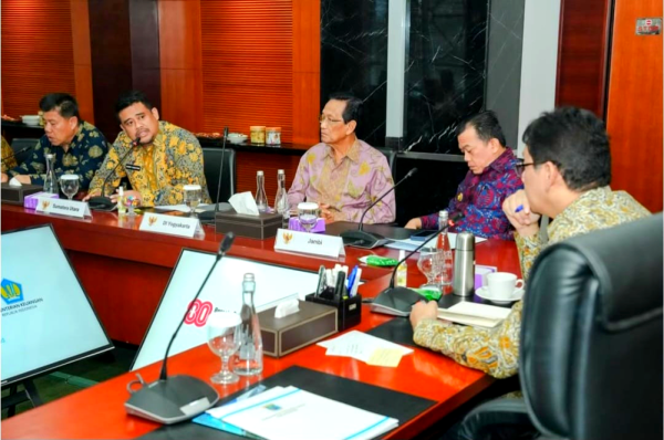 Gubernur Geruduk Kemenkeu Protes Pemotongan TKD Legislator Golkar Bingung