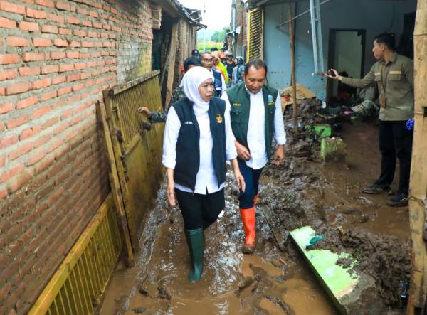 Kemarau Ekstrem Mengintai, Khofifah Ajak Warga Jatim Siaga Total Hadapi Ancaman El Nino