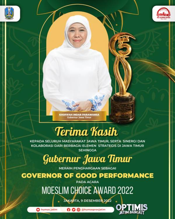 Khofifah Terima Penghargaan Moeslim Choice Award 2022