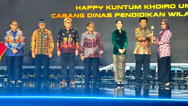 Pemprov Jatim Apresiasi Ribuan Tenaga Pendidik Lewat GEMPITA Awards 2025