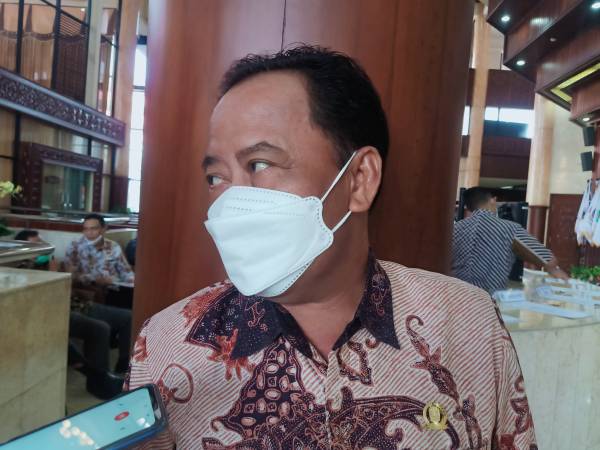 DPRD Jatim Minta Pemprov Beri Edukasi dan Pendampingan Peternak Hadapi PMK