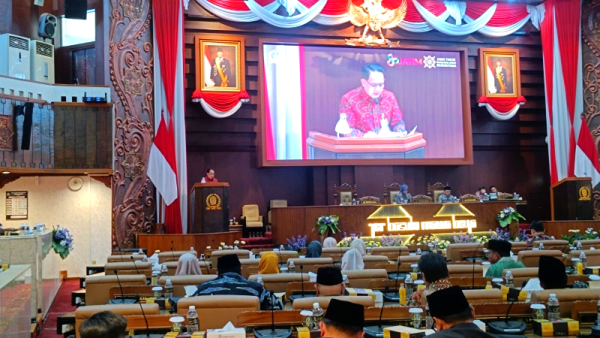 Rapat Paripurna Bahas Nomenklatur, Disbudpar Jatim Tetap Satu Atap dengan Ekraf