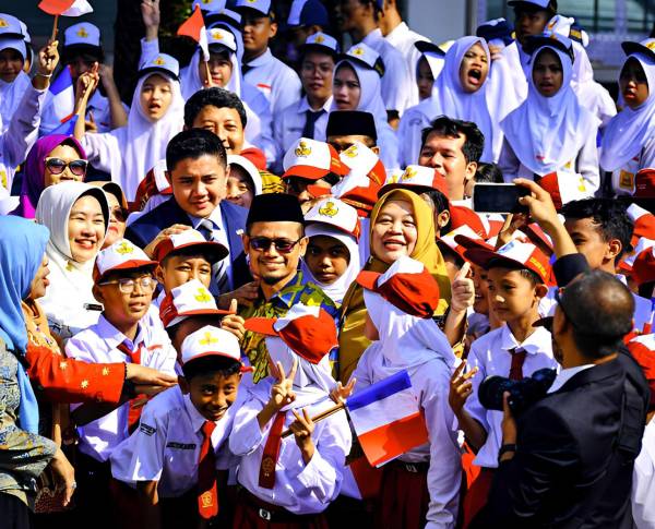 Harlah Pancasila 2025 Seskab Teddy Ajak Bangsa Kuatkan Jati Diri