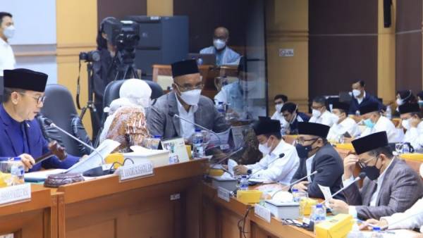 Pemerintah - DPR Bahas Kebijakan Saudi Naikkan Anggaran Masyair Haji 1443 H