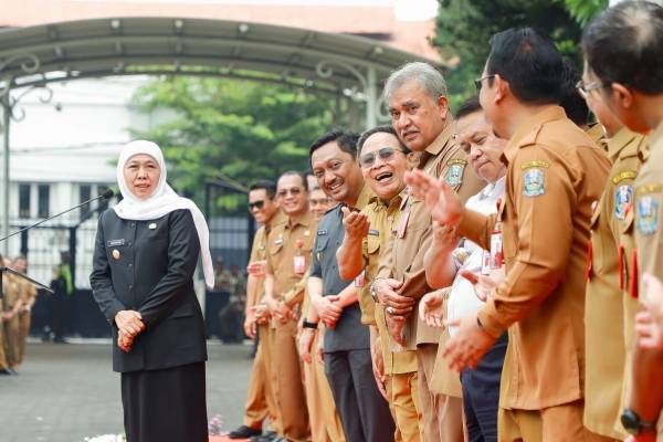 Otonomi Daerah ke-30, Khofifah Dorong Sinergi Pusat-Daerah Demi Pemerataan Pembangunan