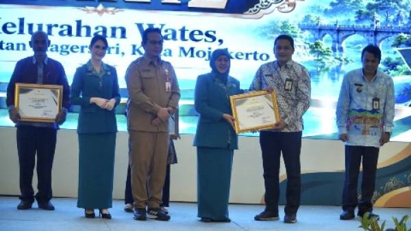 Apresiasi Kader PKK Jatim, Khofifah Tekankan Sinergi Penurunan Stunting dan Pencetakan Generasi Emas
