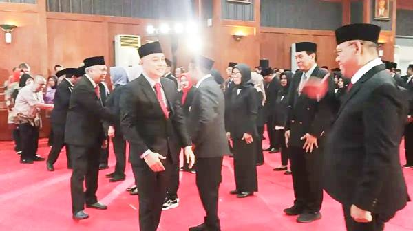 Wali Kota Eri Cahyadi Rotasi 70 Pejabat, Kepala DLH Diganti Usai Evaluasi TPS