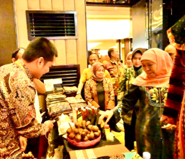 Bank UMKM Kenalkan Salak Bangkalan di Misi Dagang Jatim–Jateng