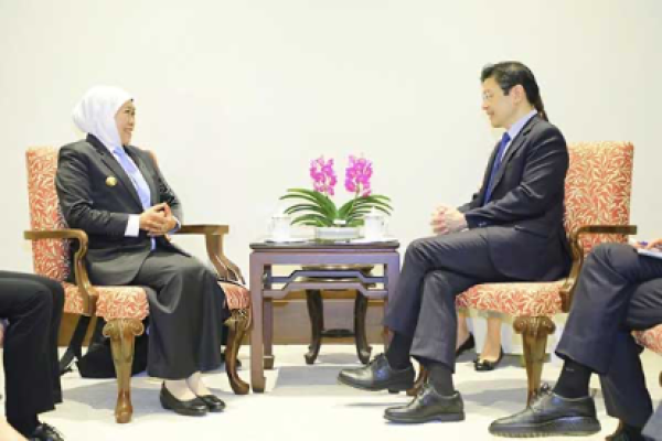 Khofifah dan PM Singapura Sepakat Perluas Kolaborasi di Berbagai Sektor