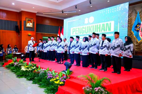 Agnes Warsiati Kembali Pimpin PGRI Surabaya, Fokus Kawal UU Perlindungan Guru
