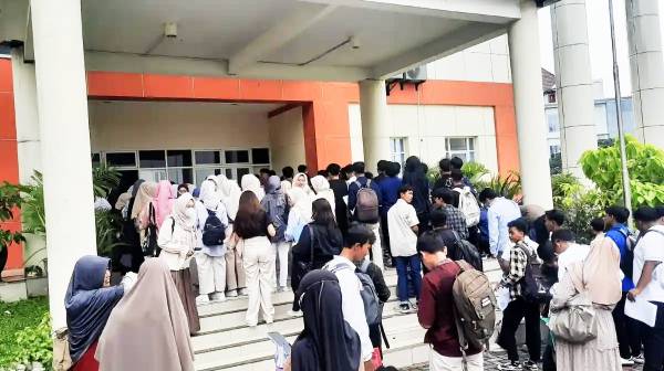 Siswa dan Orang Tua Kini Cermati Tingkat Persaingan Prodi
