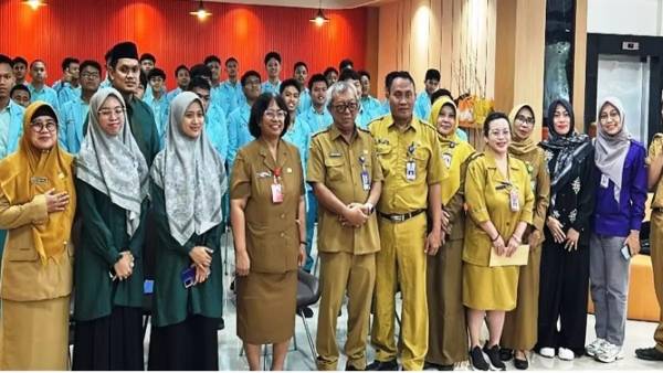 Belajar Langsung di RS Menur, Siswa SMA Progresif Bumi Shalawat Diajak Peduli Kesehatan Mental Remaja