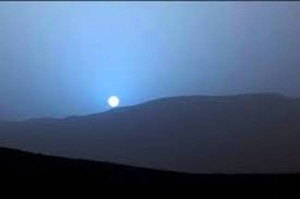 Senja Biru di Palnet Mars