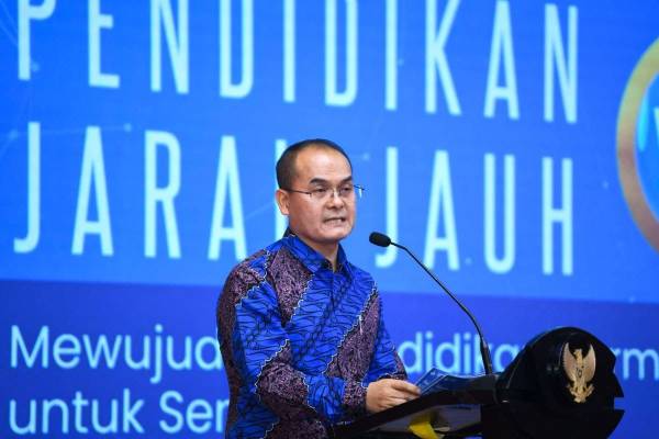 Kemendikdasmen Siapkan PJJ untuk Tekan Jumlah Anak Putus Sekolah