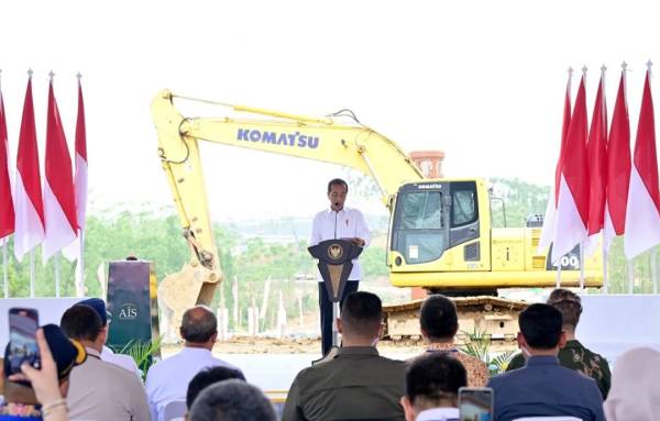 Jokowi Groundbreaking Kampus Australian Independent School