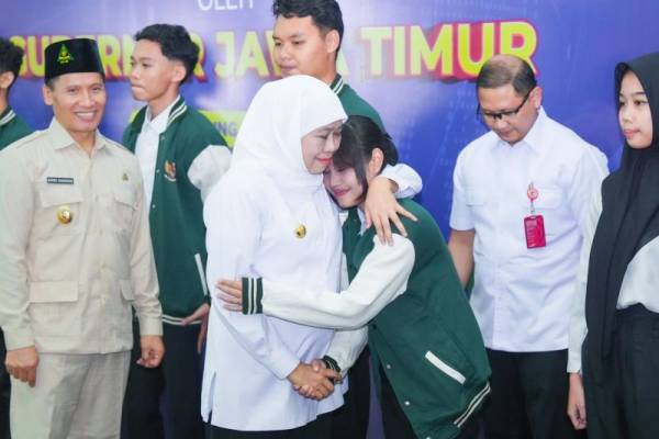 Pendidikan Jatim Melesat, Sekolah Swasta Dilibatkan hingga SMK Cetak Puluhan Ribu Lulusan Siap Kerja