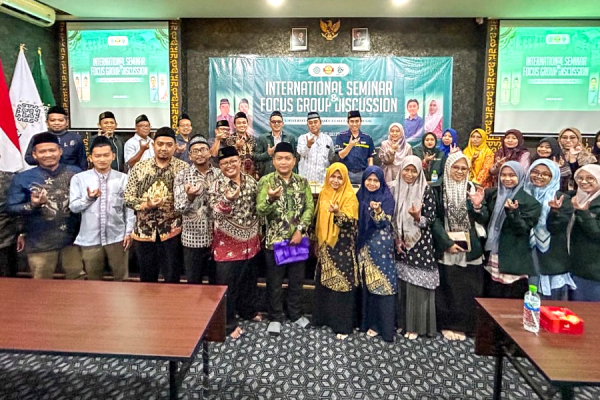 UNKAFA Gresik Perkuat Jejaring Global Bersama UiTM Malaysia
