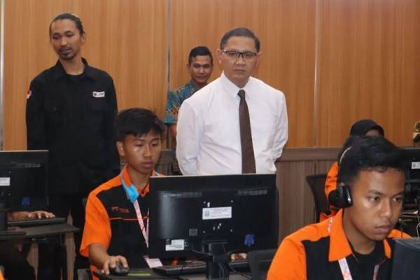 Dorong Lulusan Siap Kerja, Dindik Jatim Gelar Pelatihan Sertifikasi Kompetensi