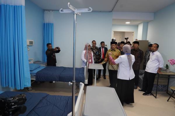 Prabowo Tambah Prodi Kedokteran, Kemenag Siapkan Dokter Religius