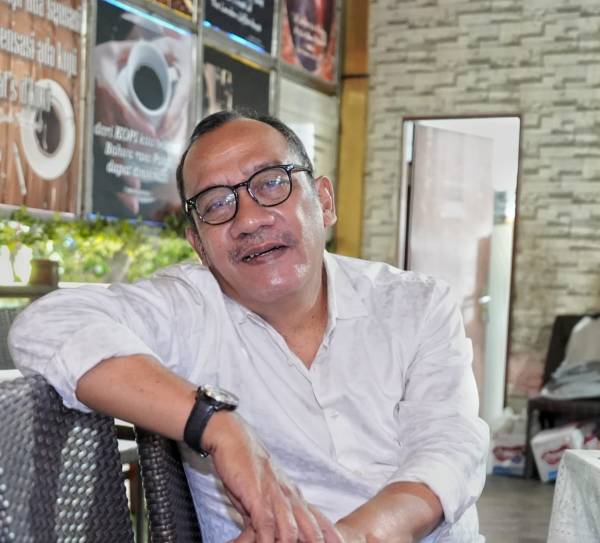 OFFLINE IS THE NEW LUXURY